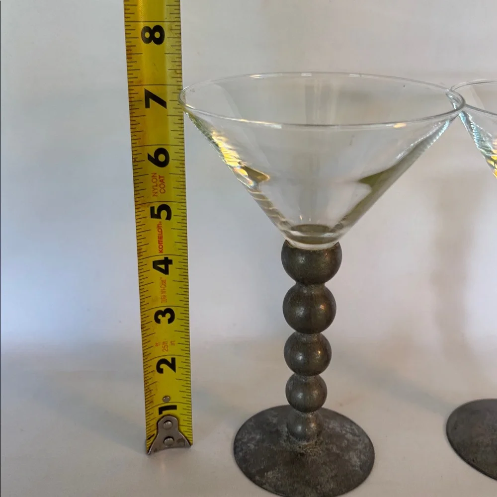 VINTAGE 1950’s SET OF 2 BEAUTIFUL MARTINI - WINE GLASSES WITH SILVER METAL STEMS - Picture 5 of 8